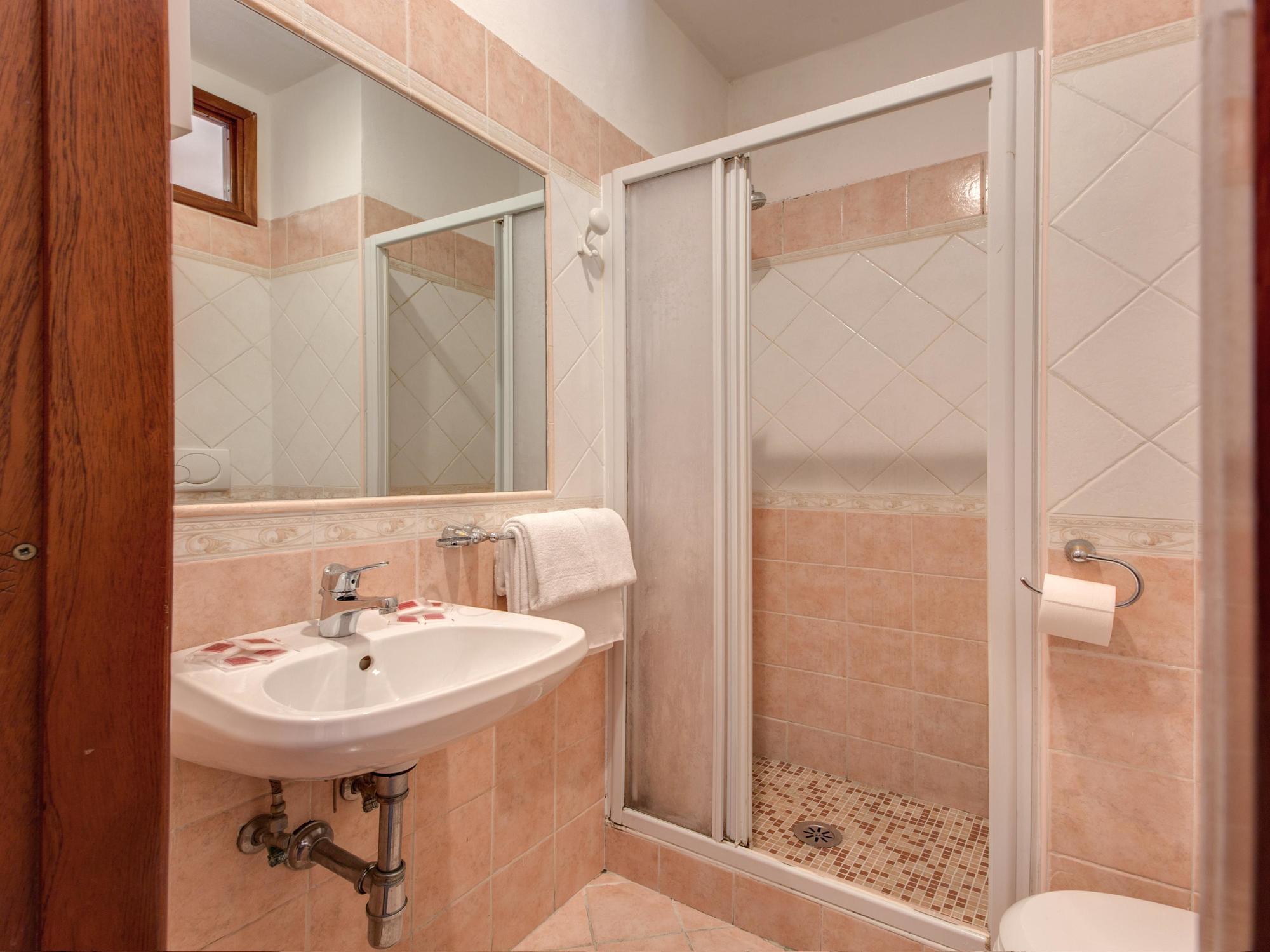Hotel Rubino Rome Bagian luar foto