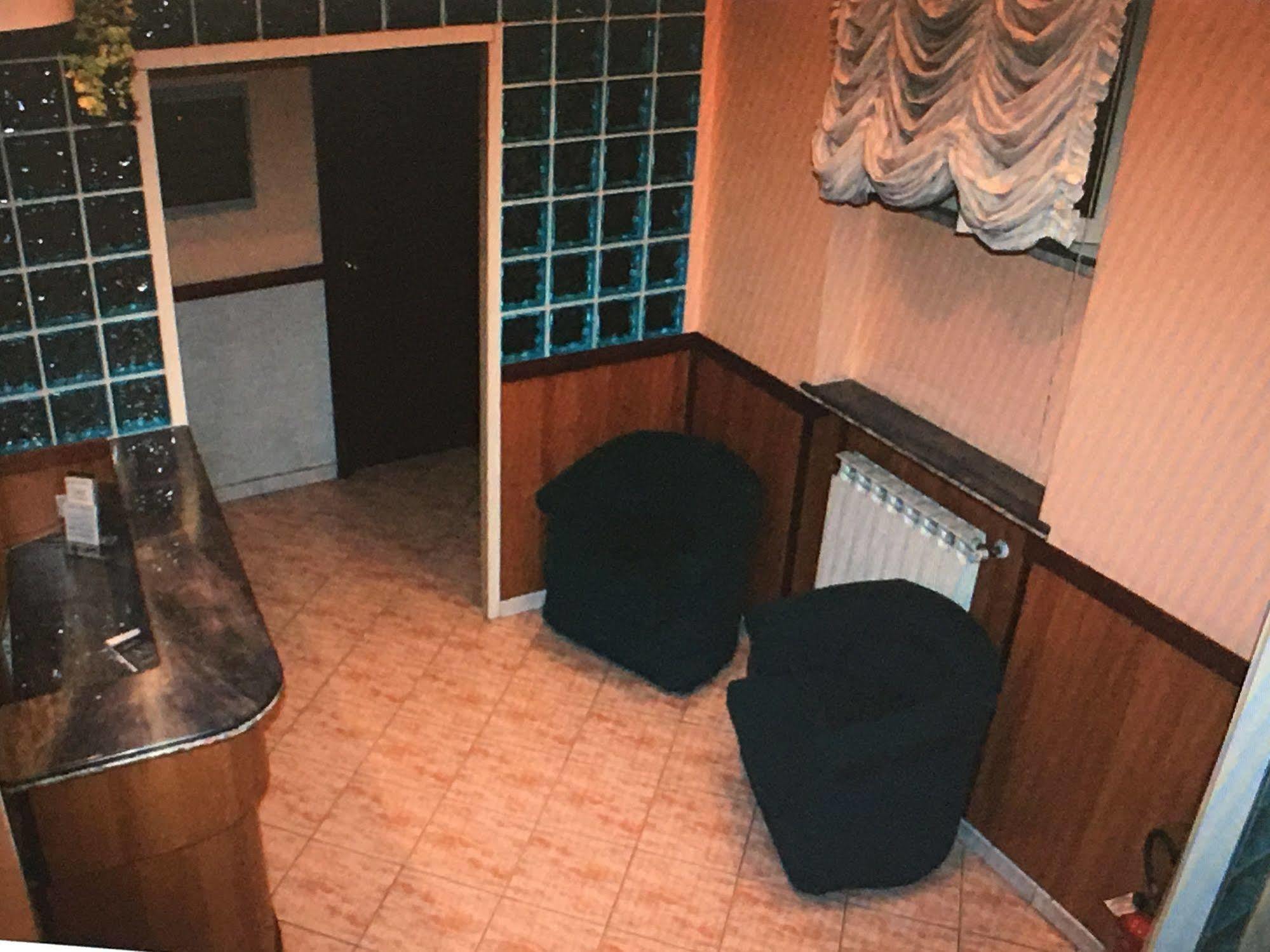 Hotel Rubino Rome Bagian luar foto