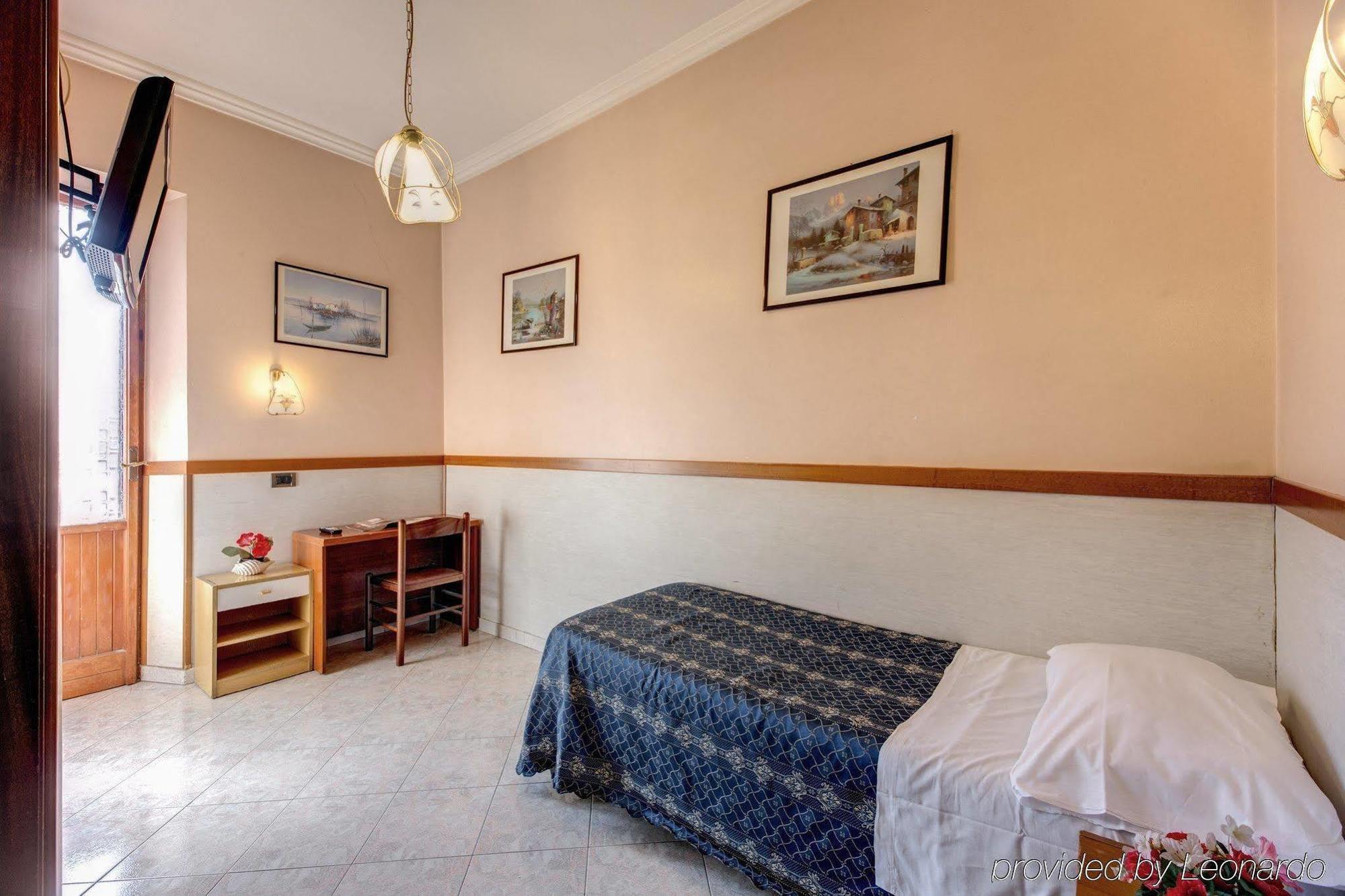 Hotel Rubino Rome Bagian luar foto